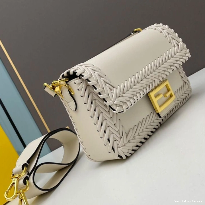 Affordable HOT Medium Bag Leather In Fendi Stitching White Baguette 0806
